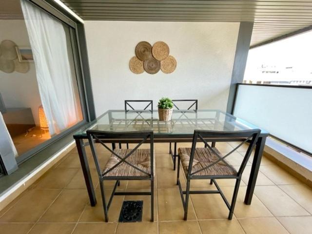Gatu Premium Racimo, Terraza, Piscina, Aire Ac, Wifi Y Parking " Preferente Mayores De 25 Anos Y Familias " El Puerto de Santa María Exteriör bild