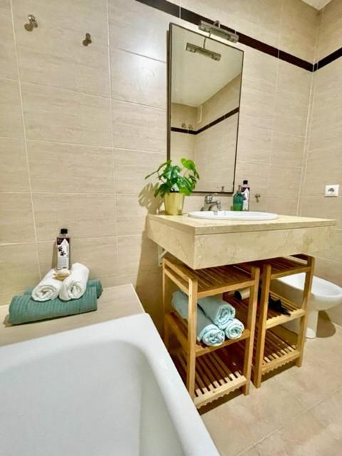 Gatu Premium Racimo, Terraza, Piscina, Aire Ac, Wifi Y Parking " Preferente Mayores De 25 Anos Y Familias " El Puerto de Santa María Exteriör bild